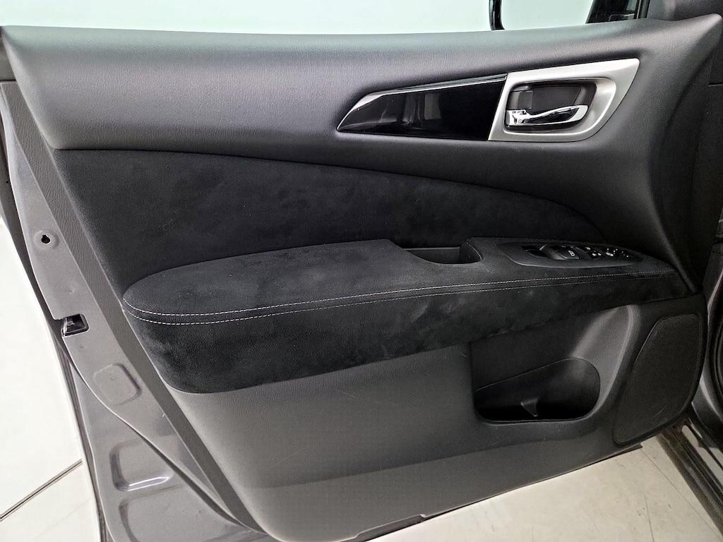 used 2016 Nissan Pathfinder car, priced at $14,998