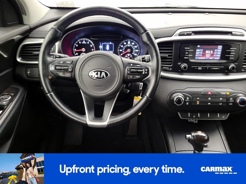 used 2016 Kia Sorento car, priced at $12,998