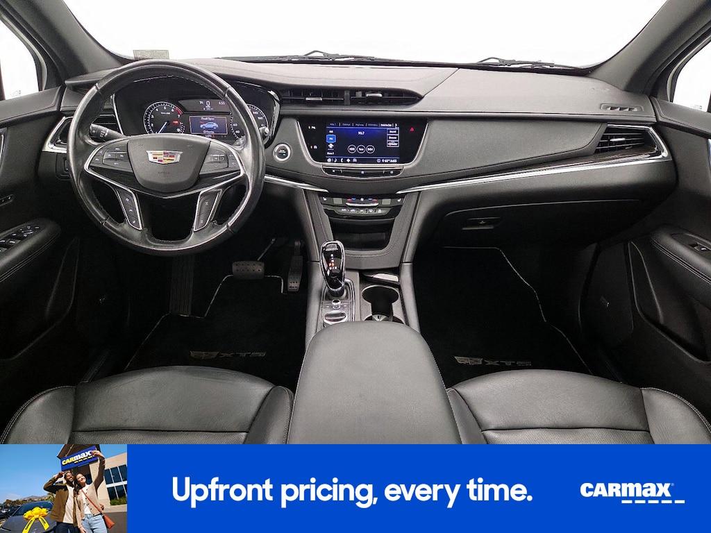 used 2020 Cadillac XT5 car, priced at $20,998