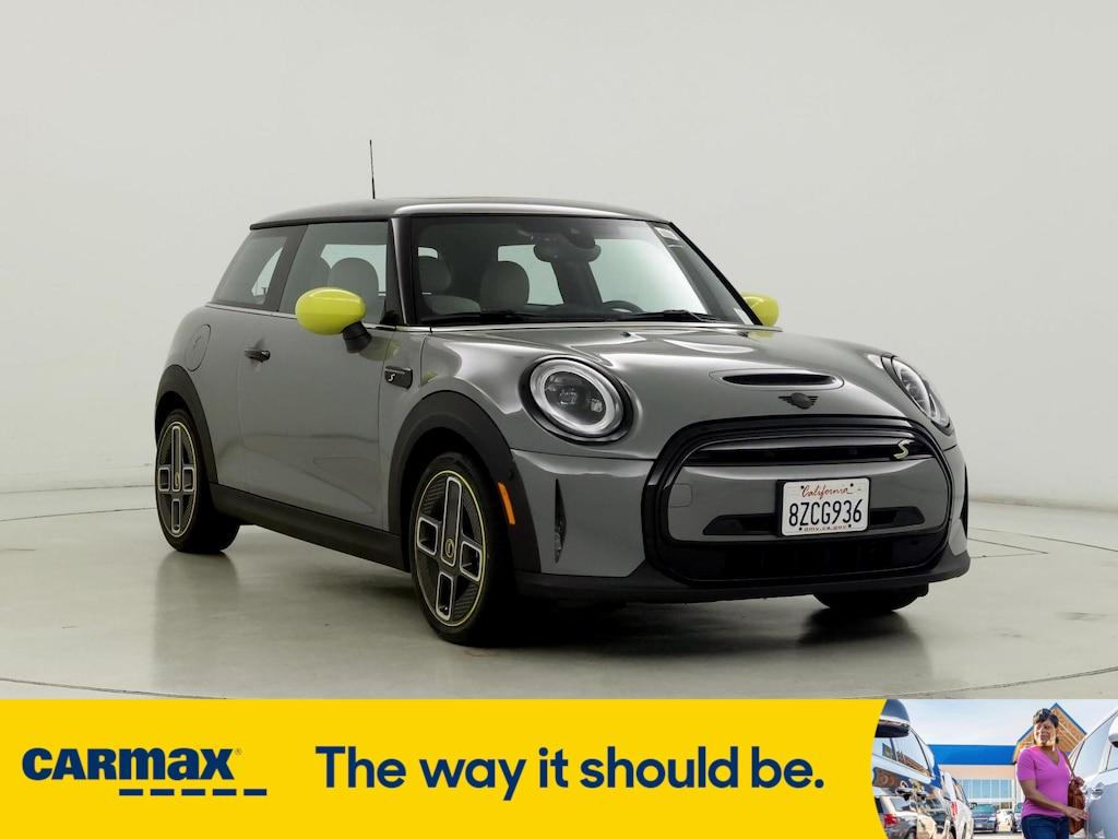 used 2022 MINI SE Hardtop car, priced at $24,998