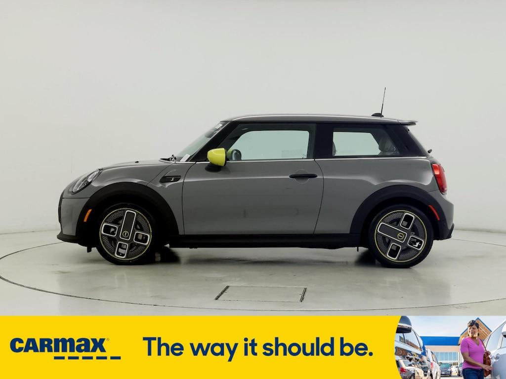 used 2022 MINI SE Hardtop car, priced at $24,998