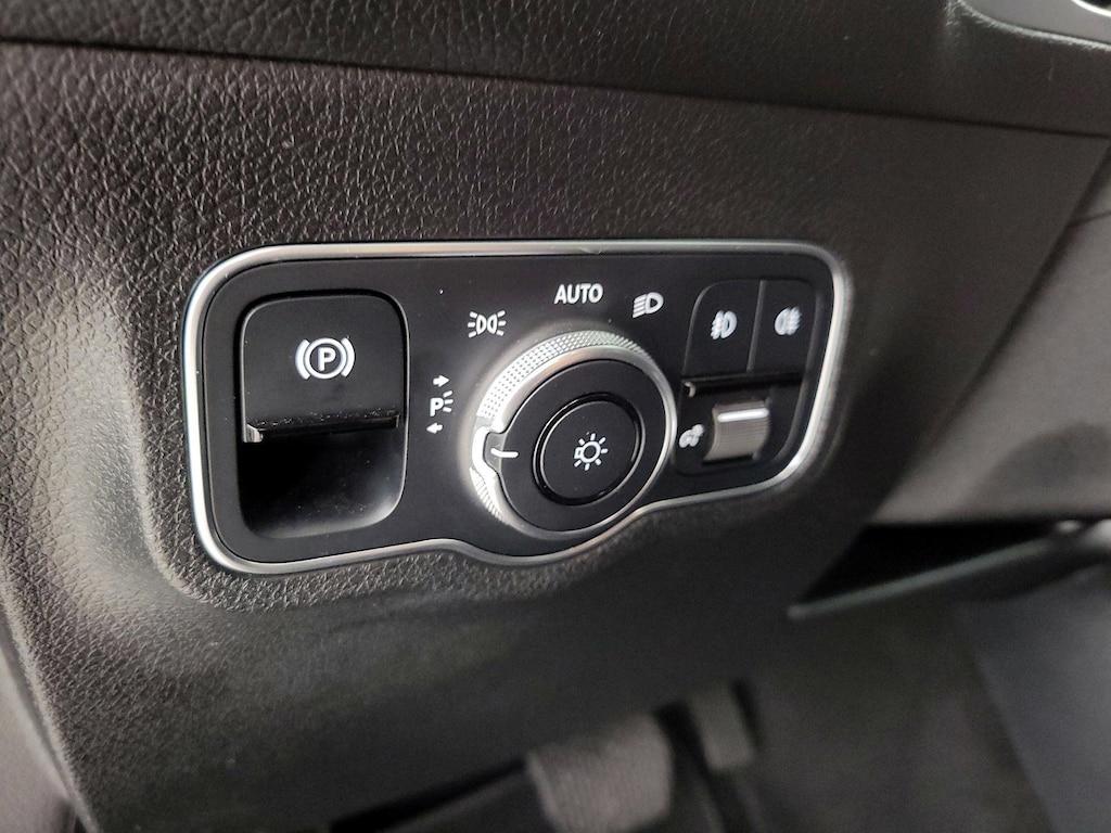used 2022 Mercedes-Benz GLB 250 car, priced at $28,998