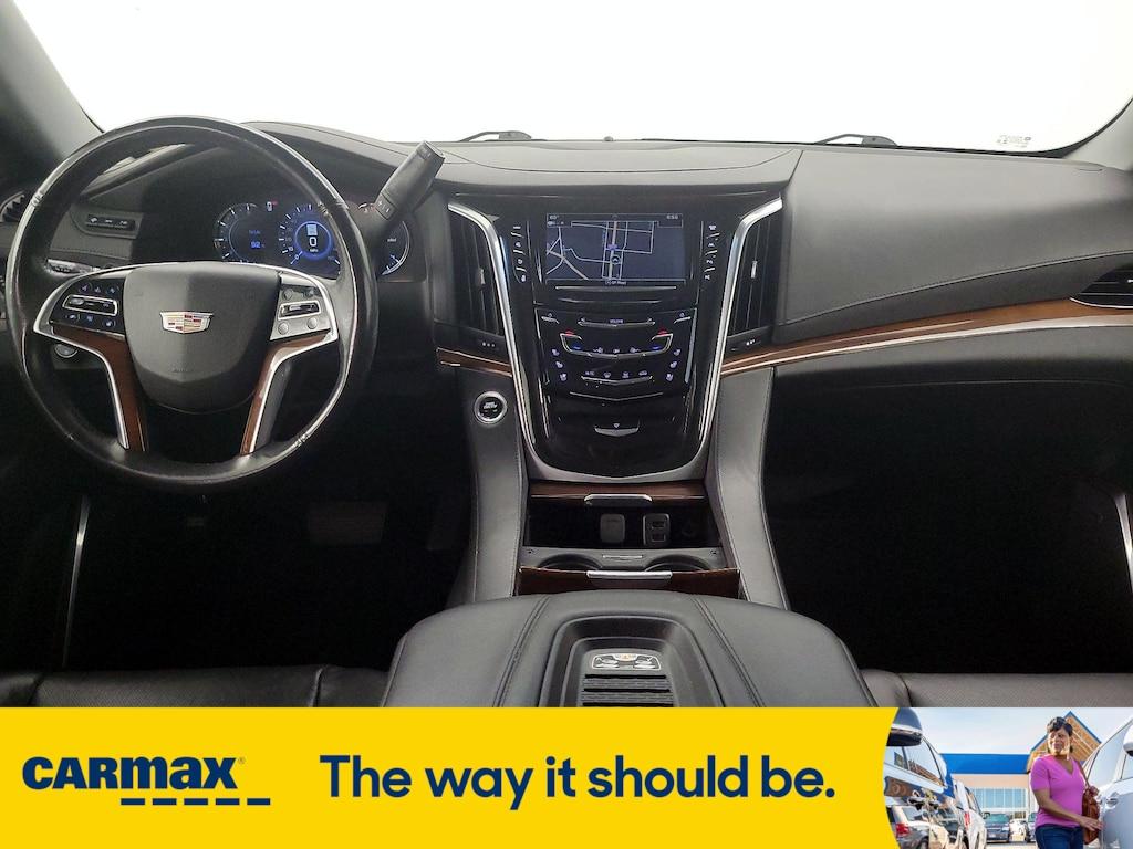 used 2019 Cadillac Escalade car, priced at $44,998