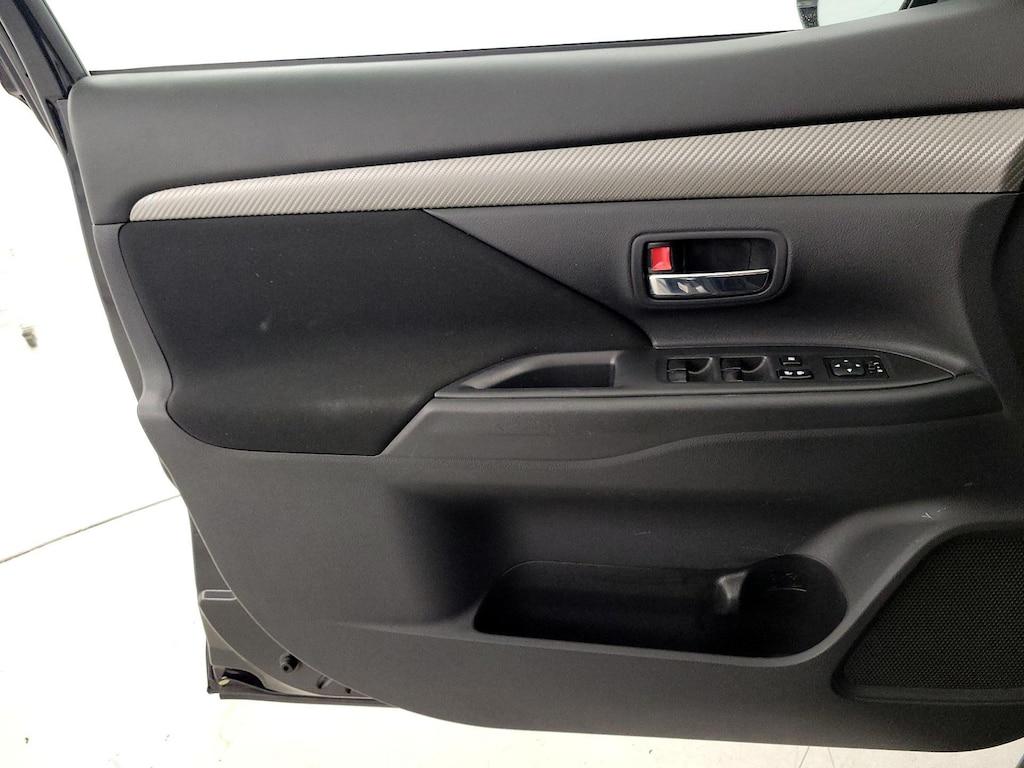used 2014 Mitsubishi Outlander car, priced at $10,998