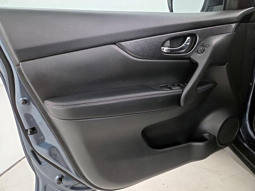 used 2014 Nissan Rogue car, priced at $10,998