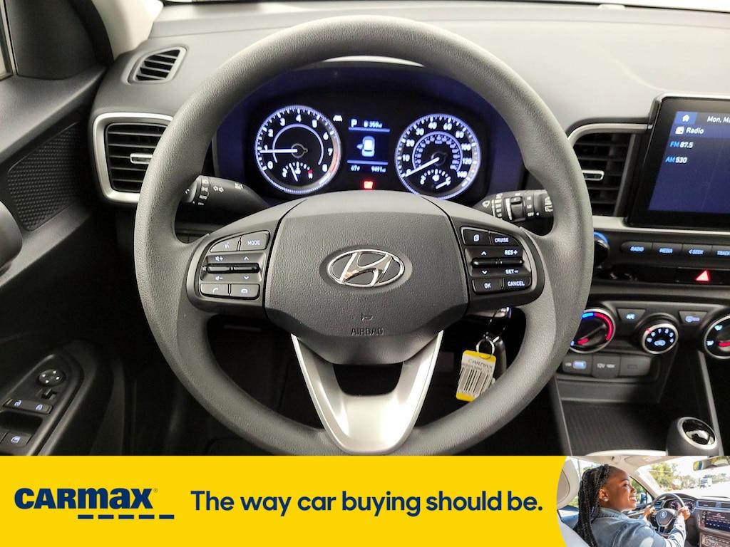 used 2022 Hyundai Venue car, priced at $19,998