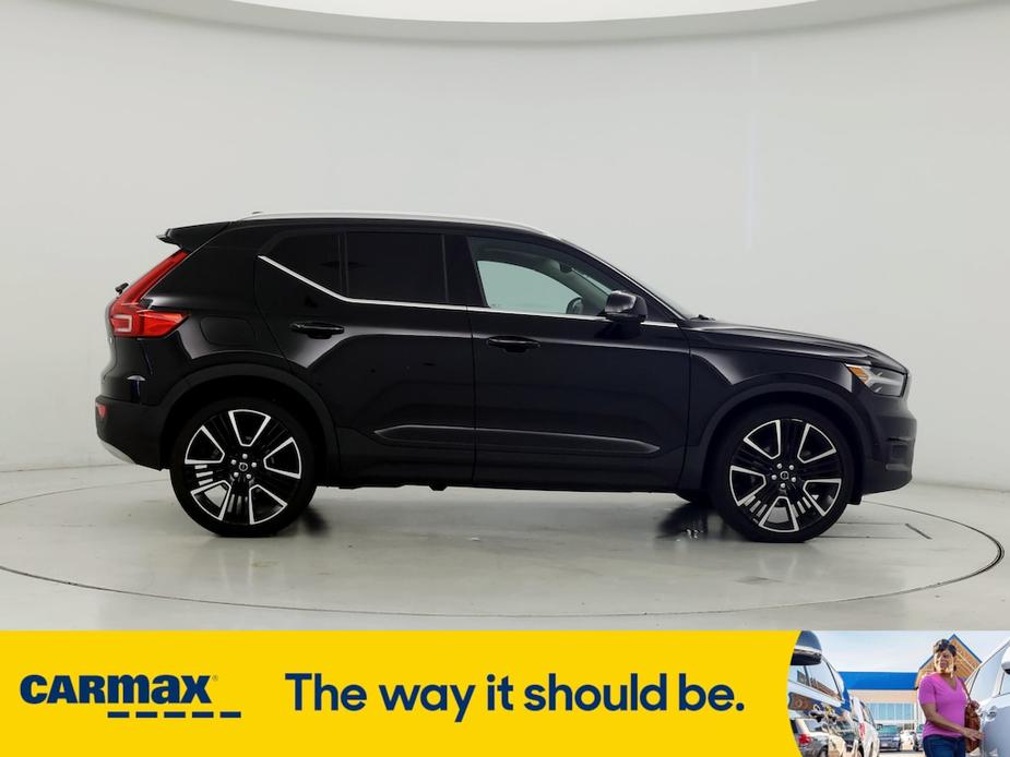 used 2021 Volvo XC40 car, priced at $31,998