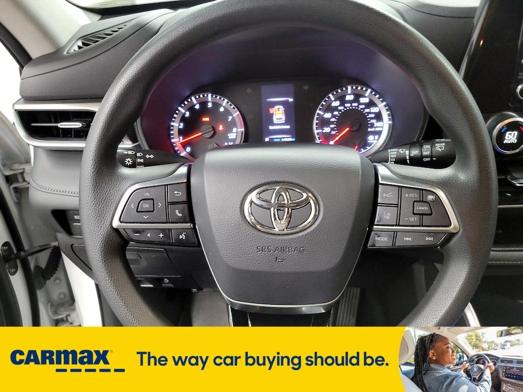 used 2020 Toyota Highlander car, priced at $25,998
