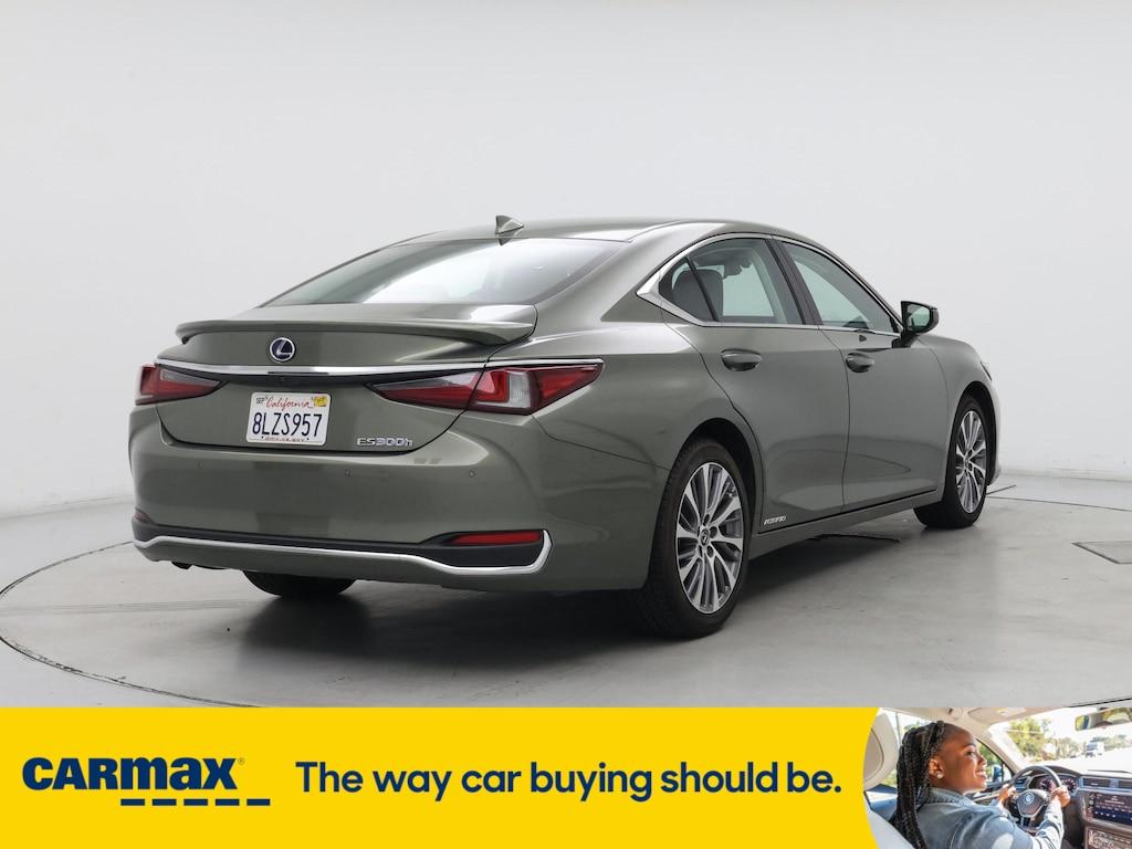 used 2019 Lexus ES 300h car, priced at $31,998
