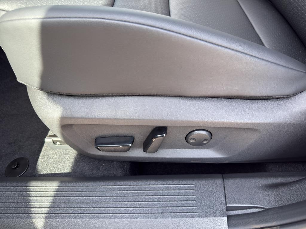 new 2026 Nissan Rogue car, priced at $33,499