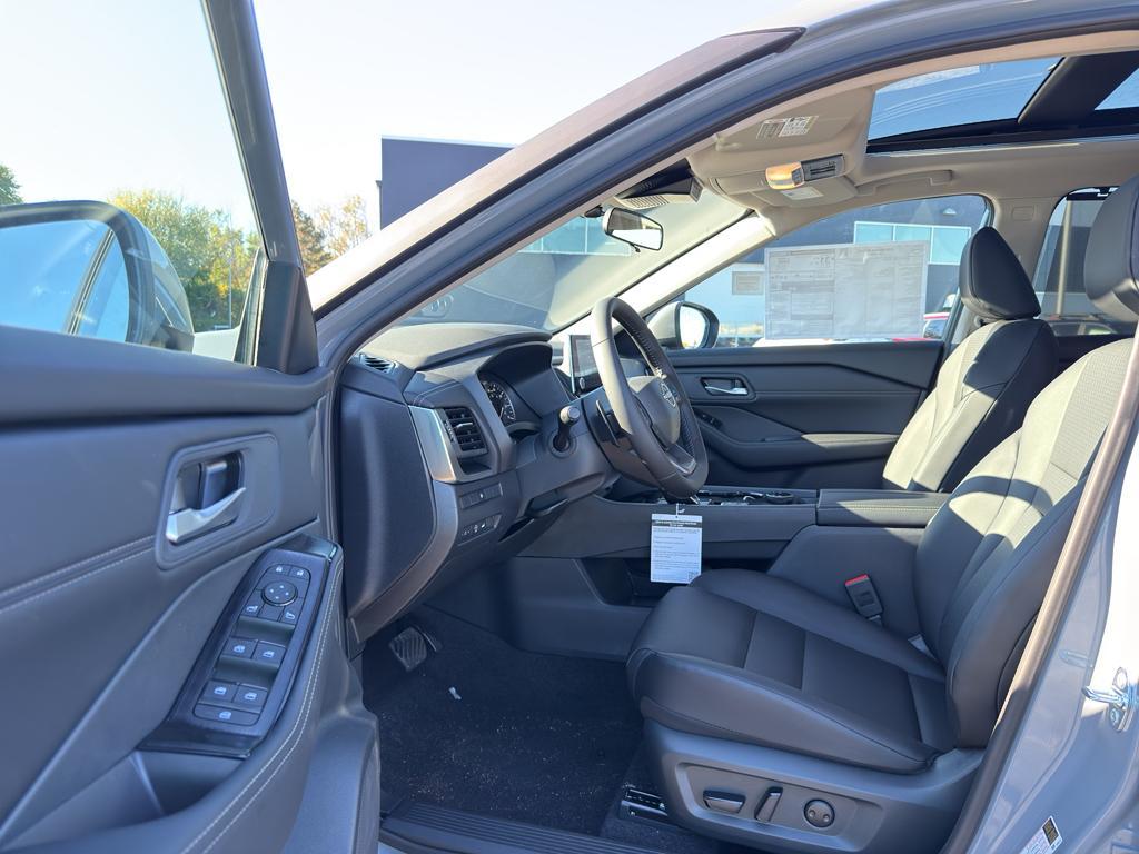 new 2026 Nissan Rogue car, priced at $33,683