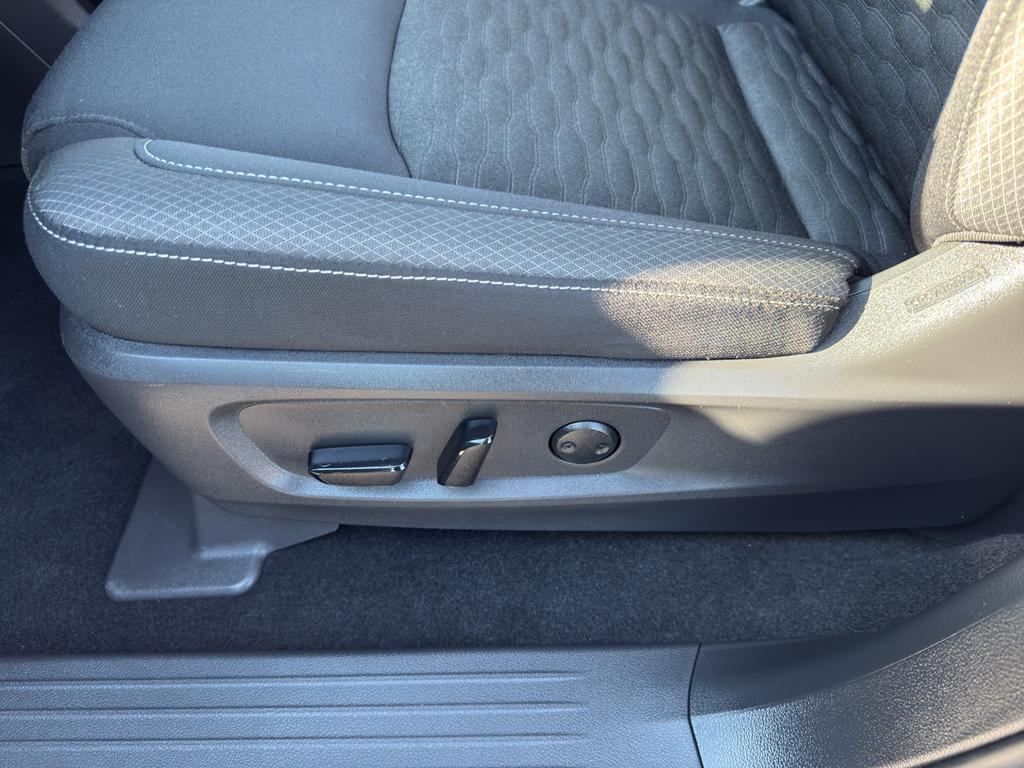 used 2022 Nissan Pathfinder car, priced at $30,290