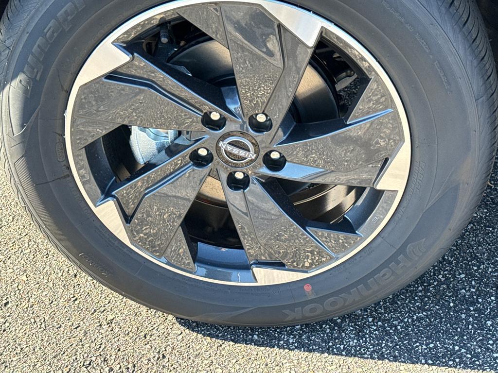 new 2026 Nissan Rogue car, priced at $33,683