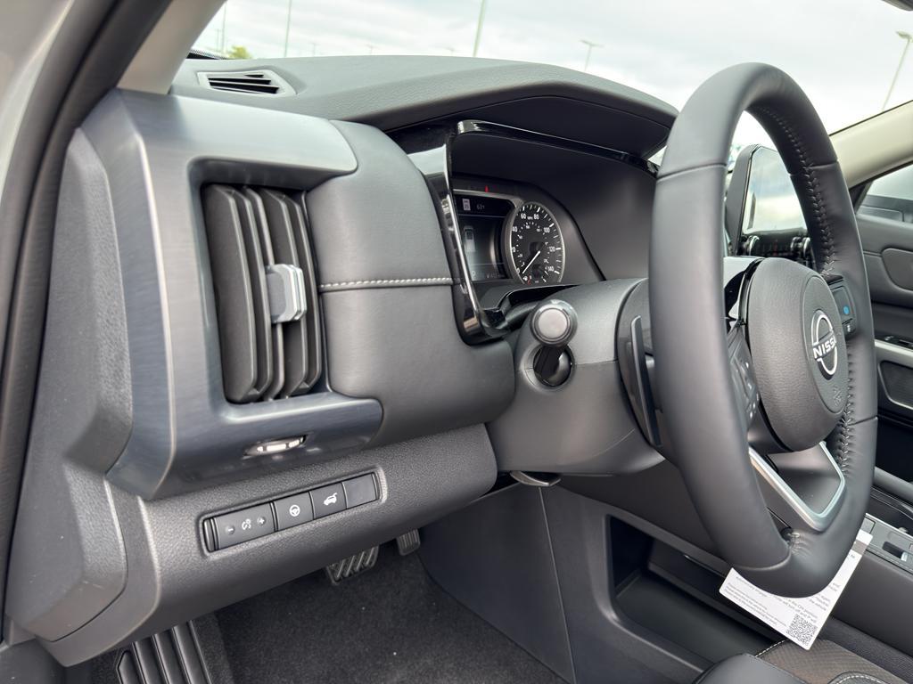 new 2025 Nissan Pathfinder car, priced at $47,246