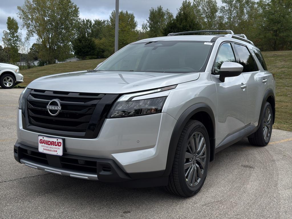 new 2025 Nissan Pathfinder car, priced at $47,246