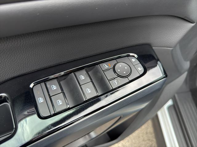 new 2025 Nissan Pathfinder car, priced at $46,874