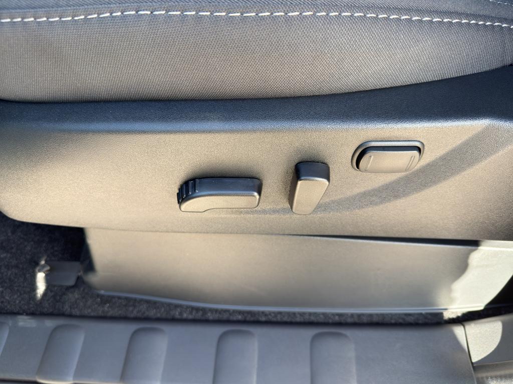 new 2026 Nissan Frontier car, priced at $40,499