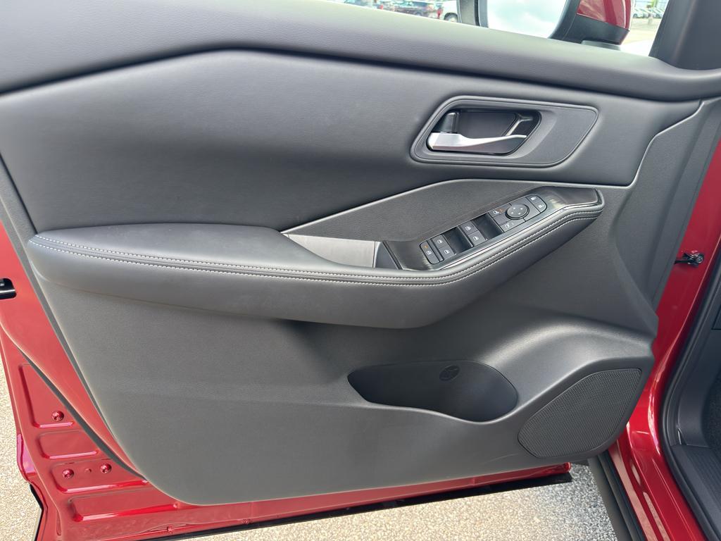 new 2026 Nissan Rogue car, priced at $31,103