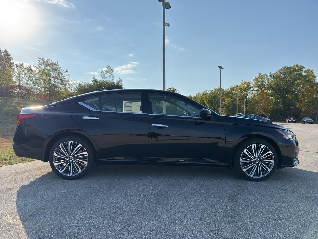 new 2025 Nissan Altima car, priced at $34,499