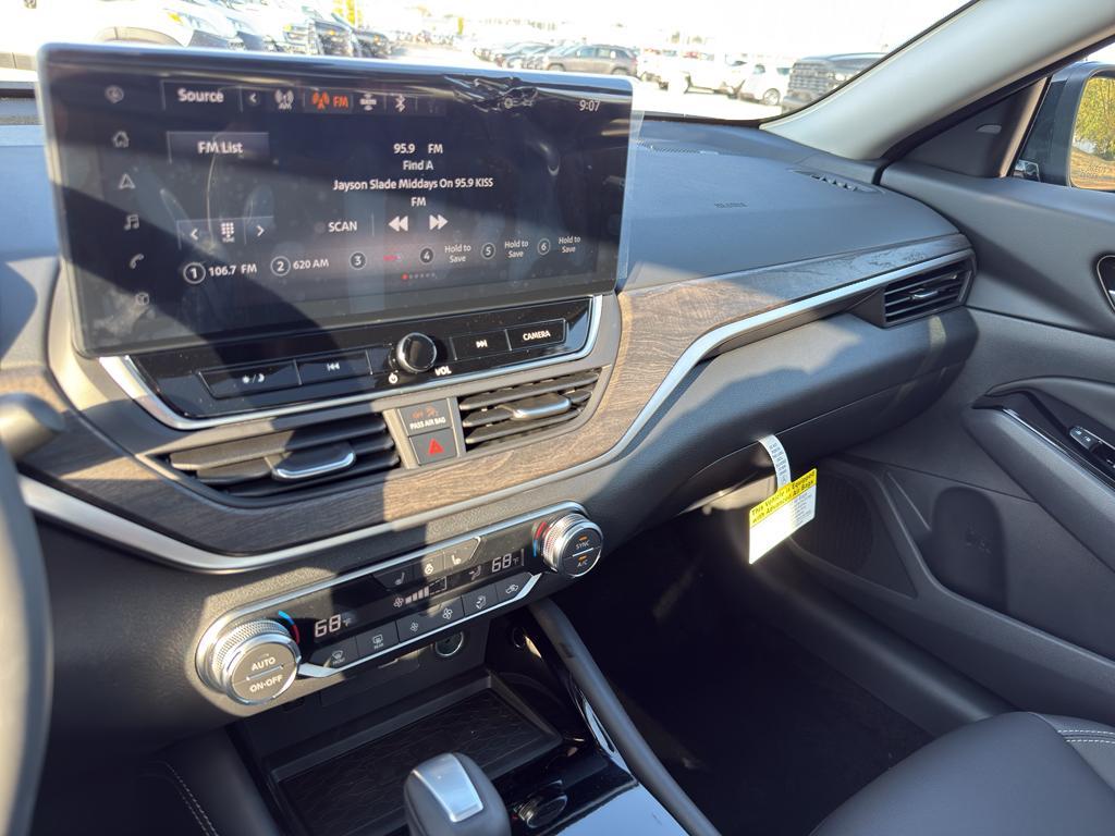 new 2025 Nissan Altima car, priced at $34,499