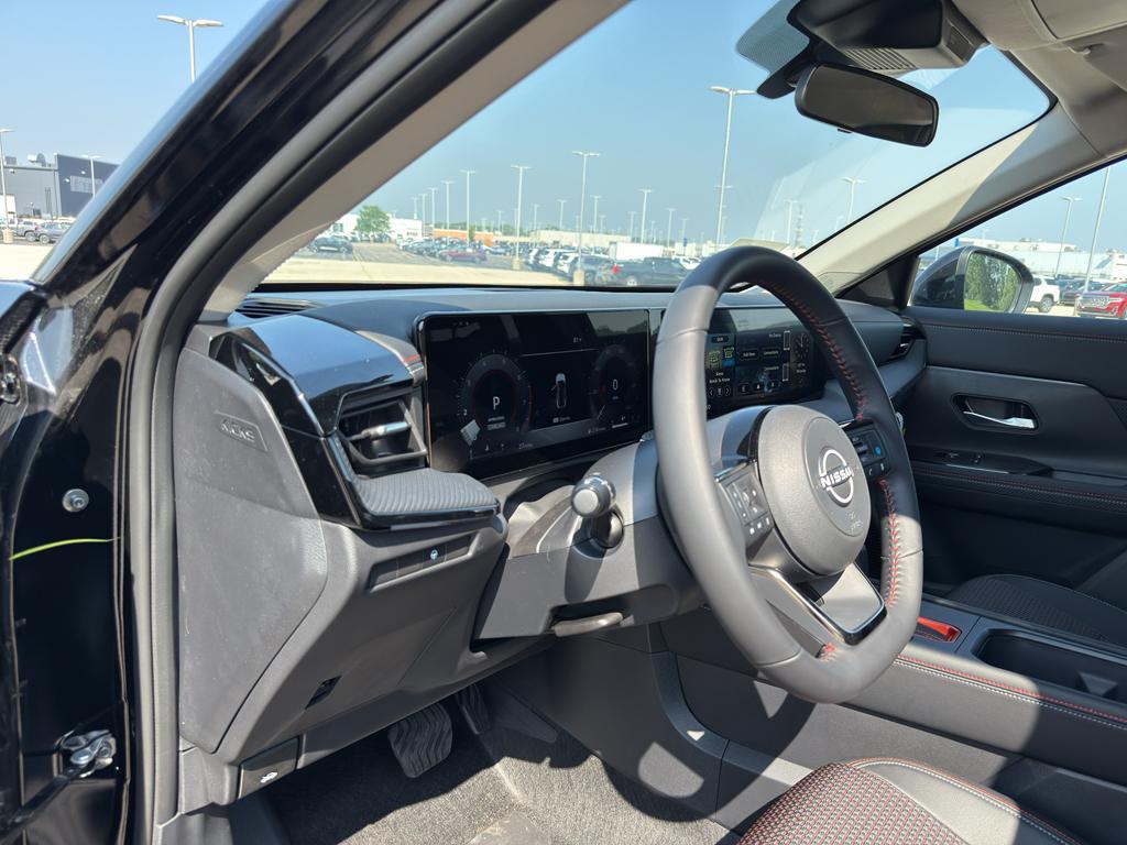 new 2025 Nissan Kicks car, priced at $27,229