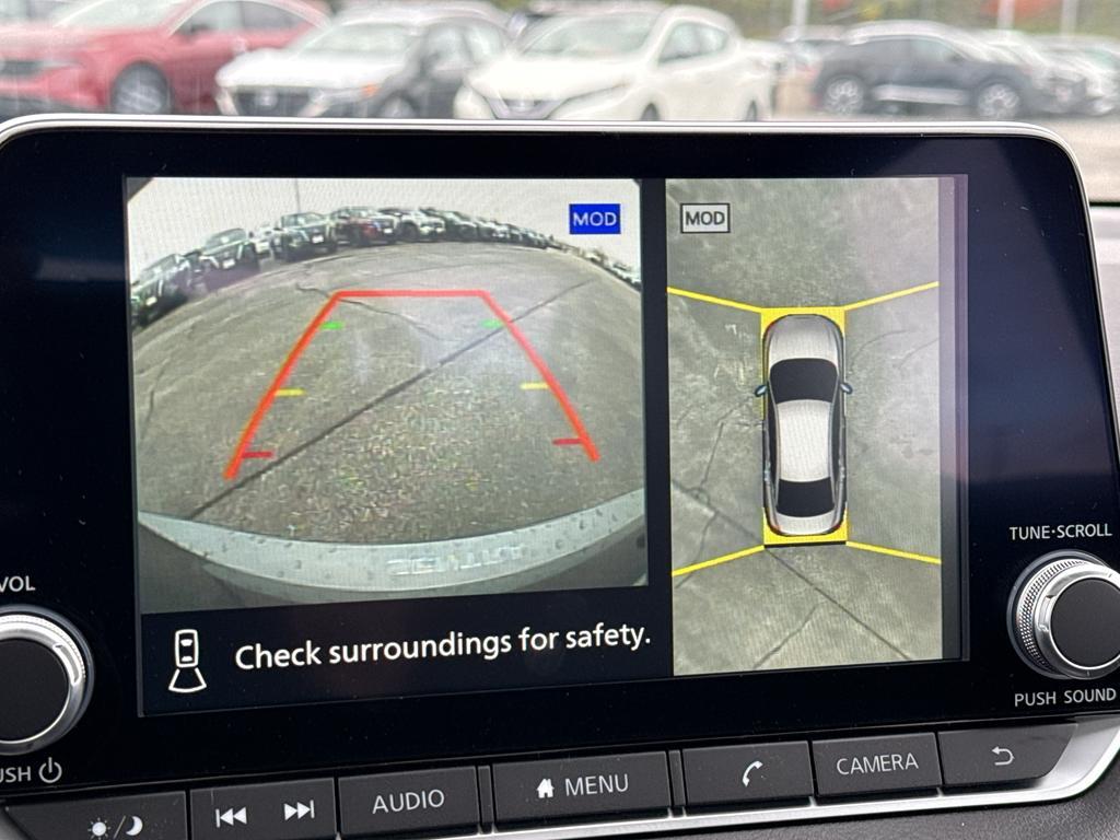 new 2025 Nissan Sentra car, priced at $27,583