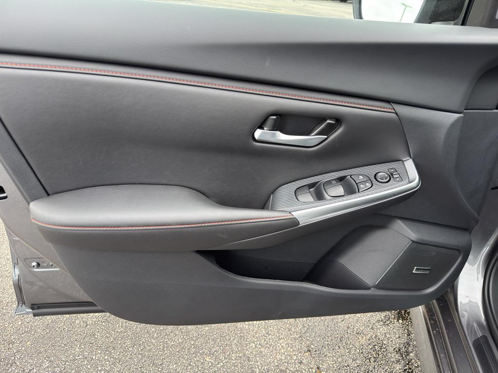 new 2025 Nissan Sentra car, priced at $27,583