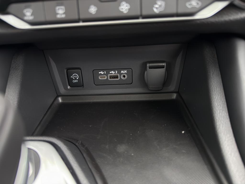 new 2025 Nissan Sentra car, priced at $27,583