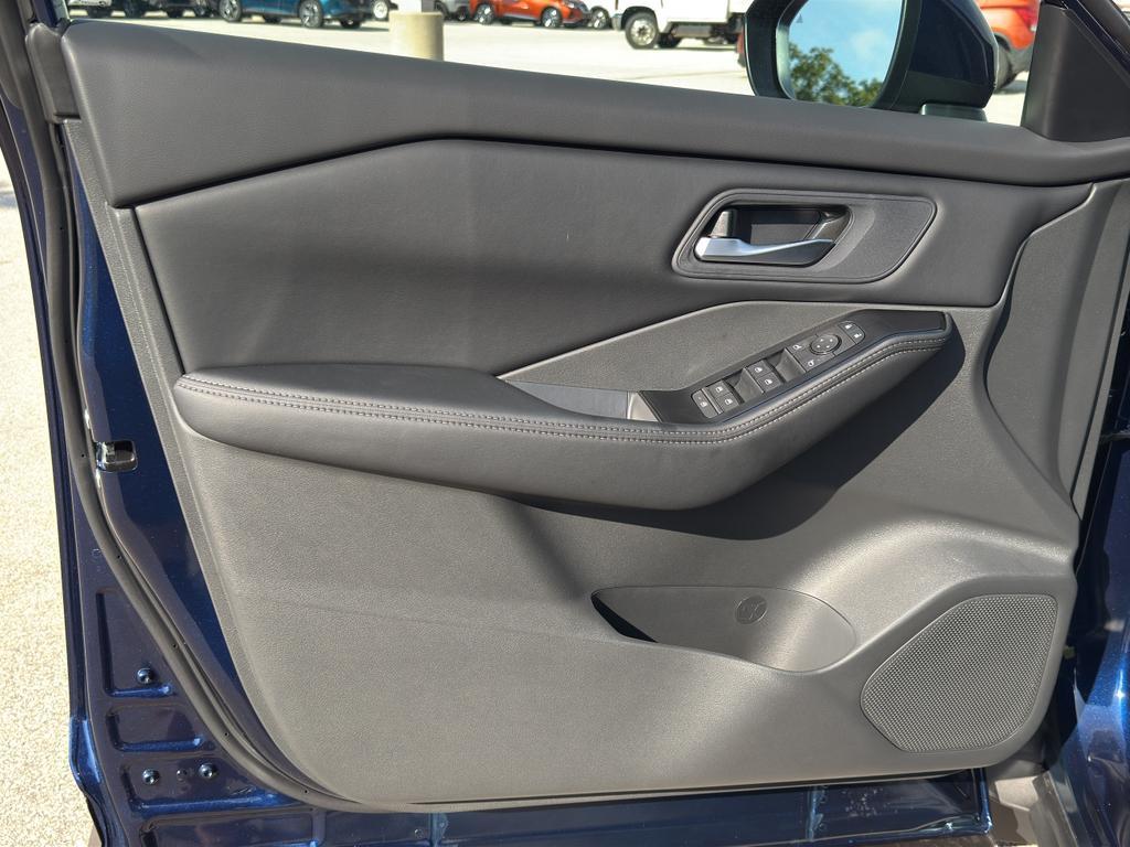 new 2026 Nissan Rogue car, priced at $31,938