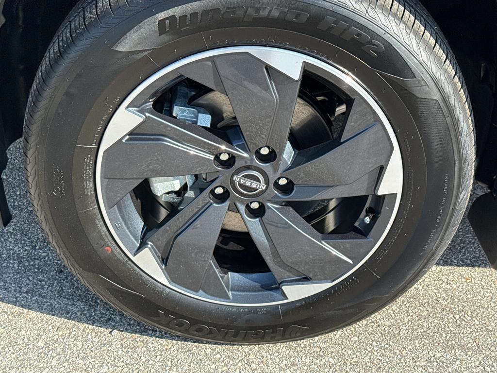 new 2026 Nissan Rogue car, priced at $31,938