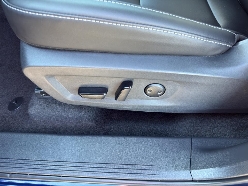 used 2025 Nissan Murano car, priced at $39,990