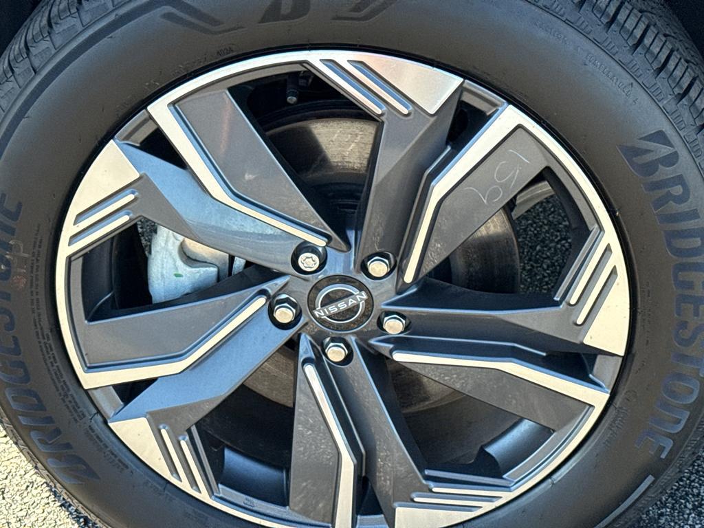 used 2025 Nissan Murano car, priced at $39,990
