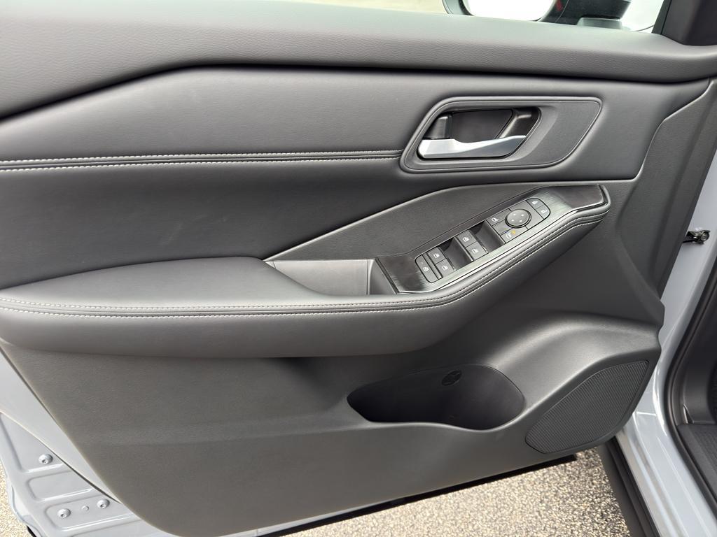 new 2026 Nissan Rogue car, priced at $34,695