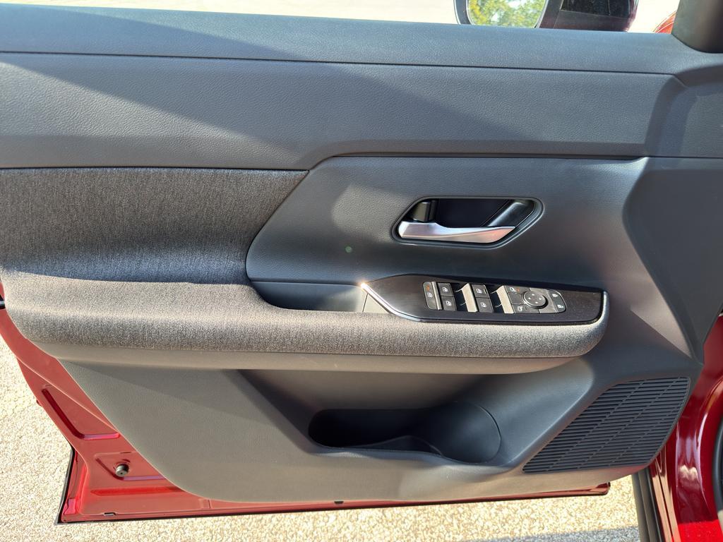 new 2026 Nissan Kicks car, priced at $26,317