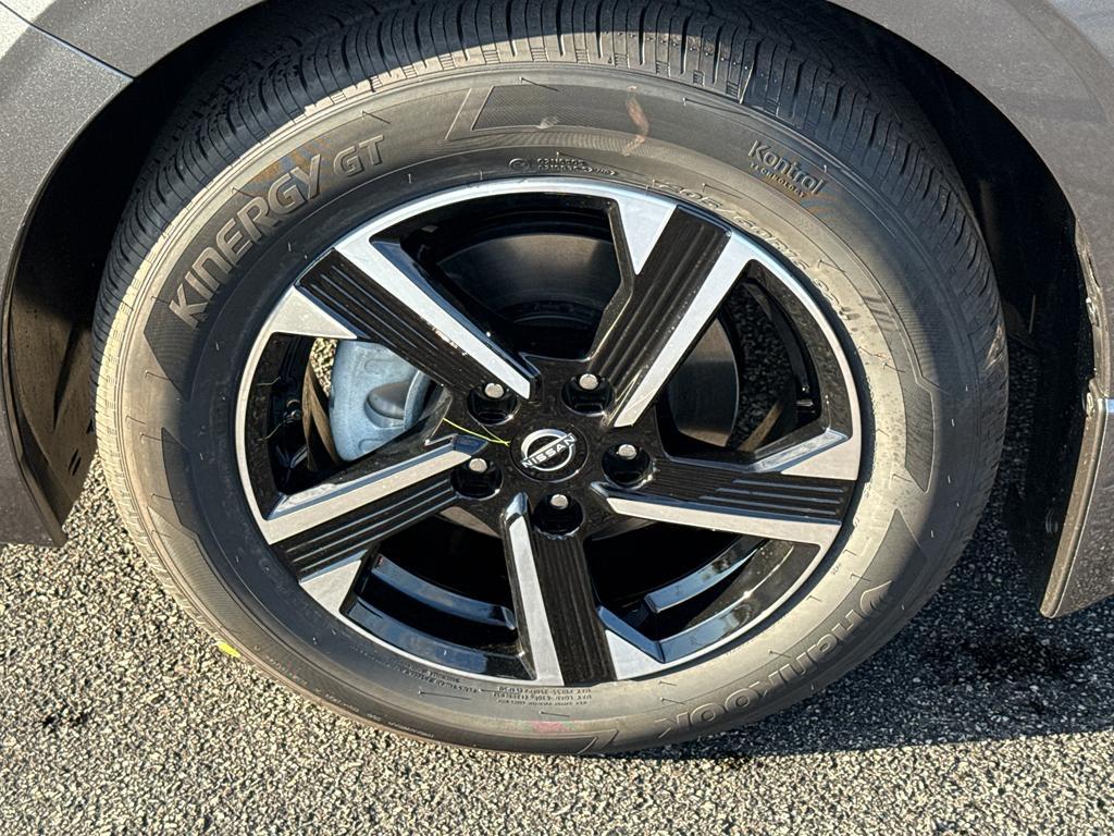 new 2025 Nissan Sentra car, priced at $22,431