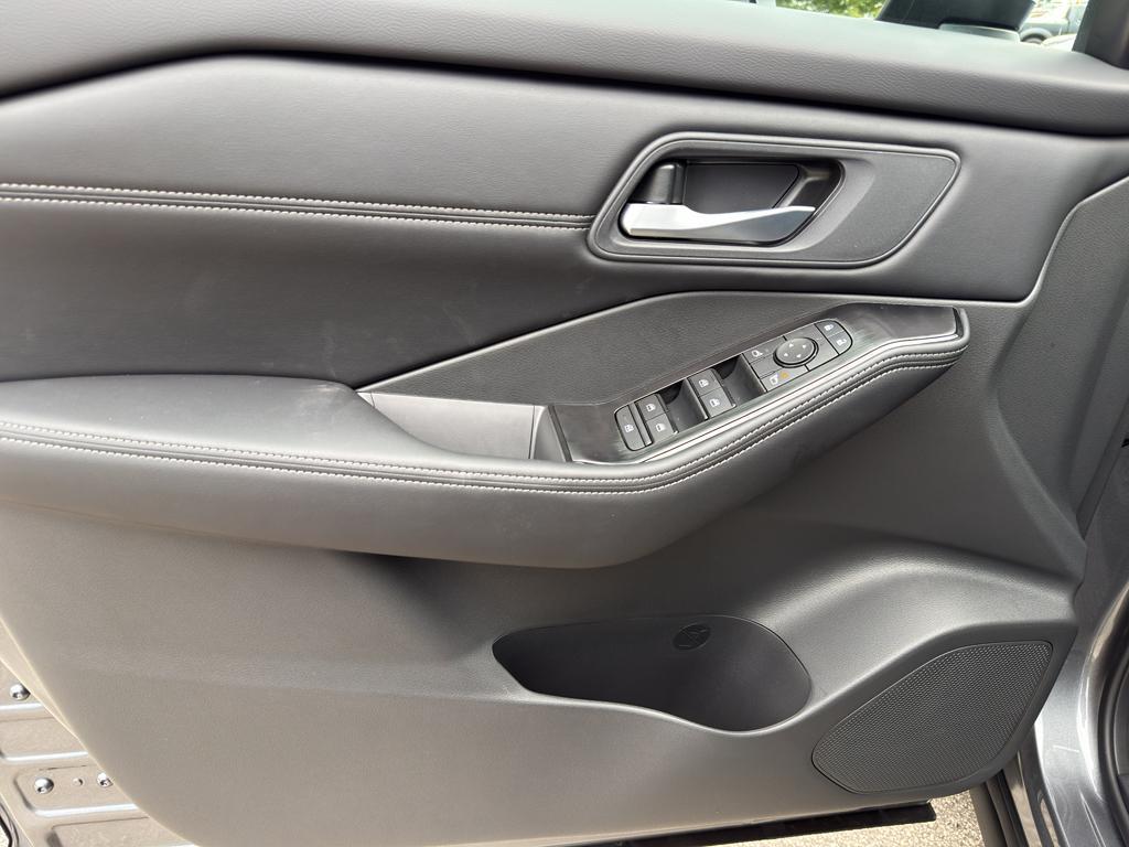 new 2026 Nissan Rogue car, priced at $33,683