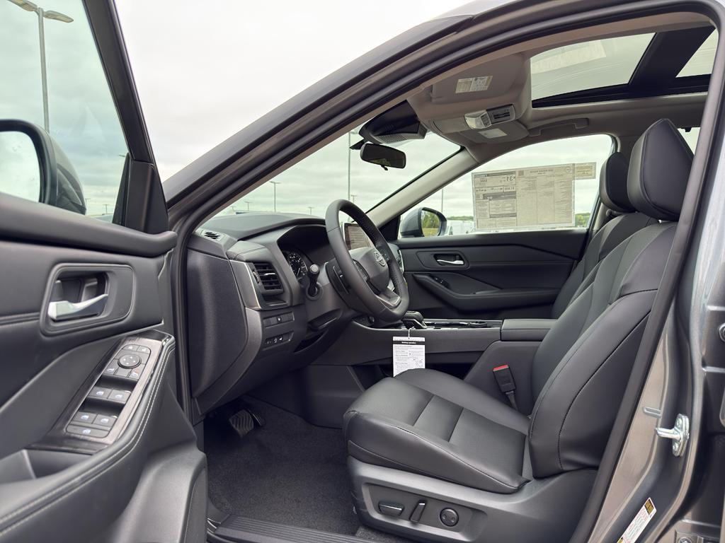 new 2026 Nissan Rogue car, priced at $33,683