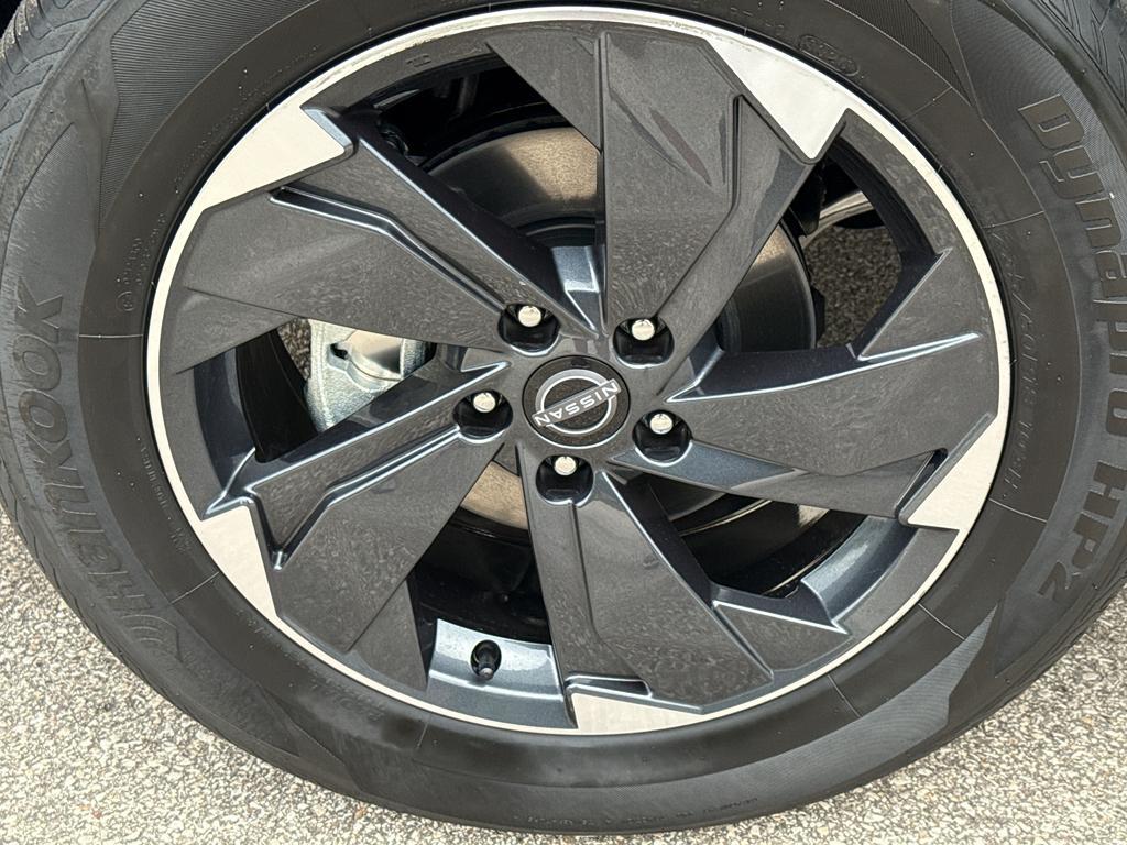 new 2026 Nissan Rogue car, priced at $33,683