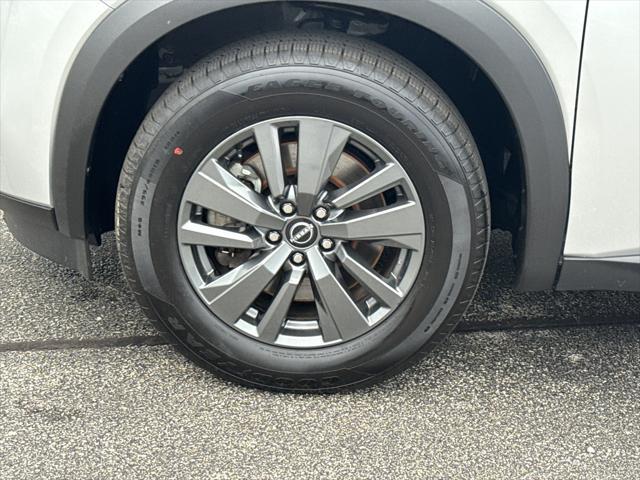 used 2024 Nissan Pathfinder car, priced at $35,990