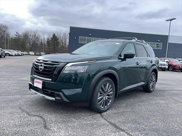 new 2025 Nissan Pathfinder car, priced at $48,104