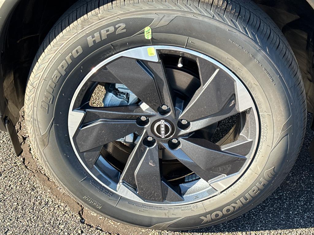 new 2026 Nissan Rogue car, priced at $33,683