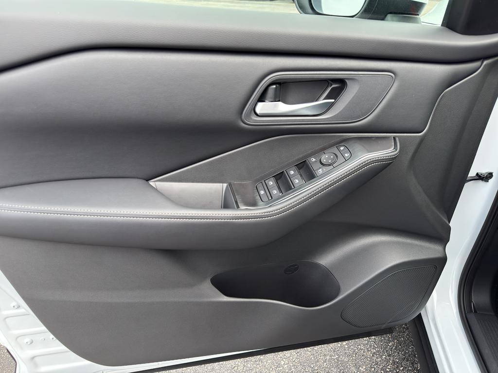 new 2025 Nissan Rogue car, priced at $30,774