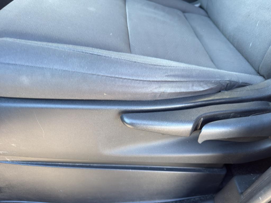 used 2022 Nissan Frontier car, priced at $27,990