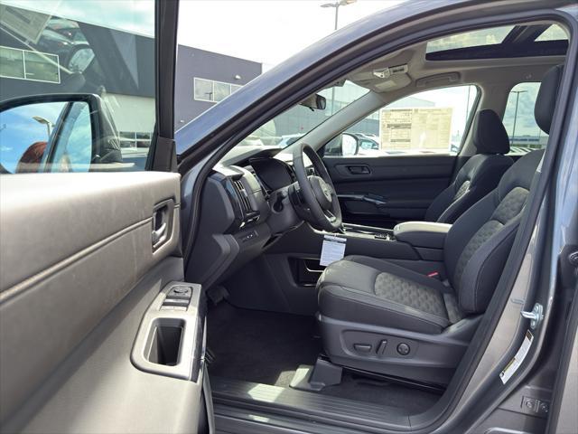 new 2025 Nissan Pathfinder car, priced at $41,999