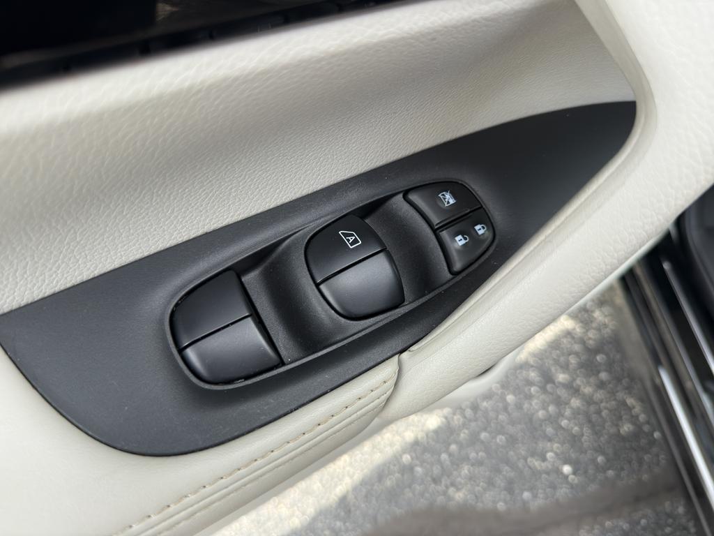 used 2021 Nissan Rogue Sport car, priced at $23,490