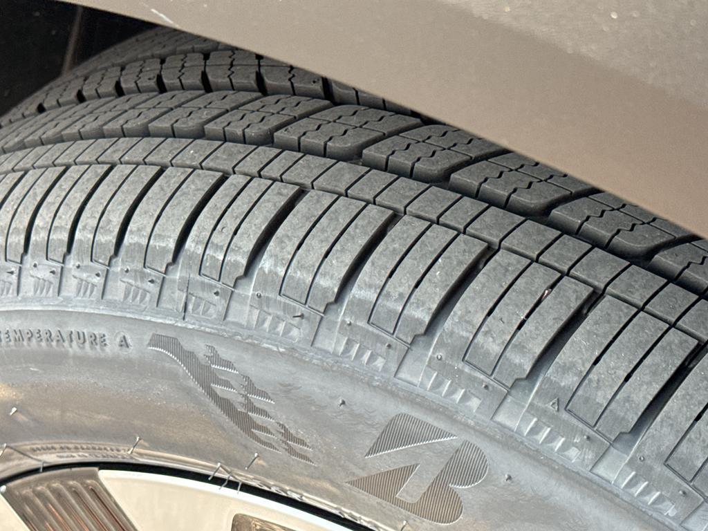 new 2026 Nissan Kicks car, priced at $28,276