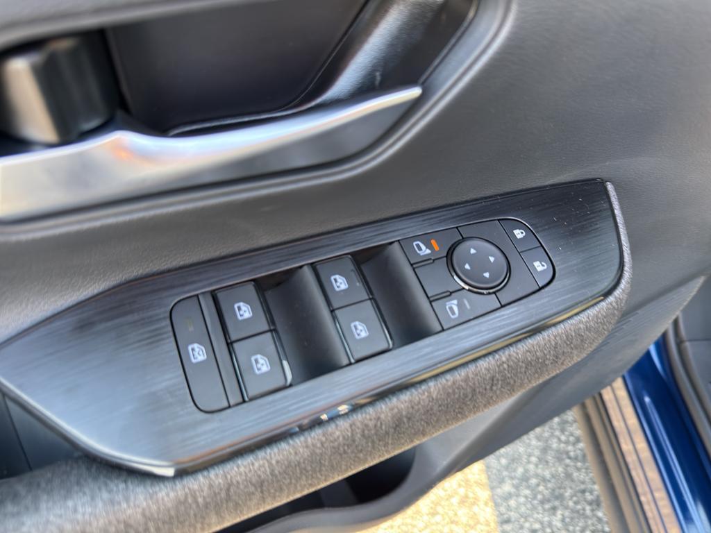 new 2026 Nissan Kicks car, priced at $28,276