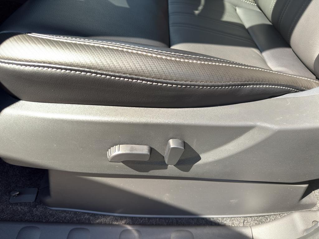 used 2024 Nissan Frontier car, priced at $35,999