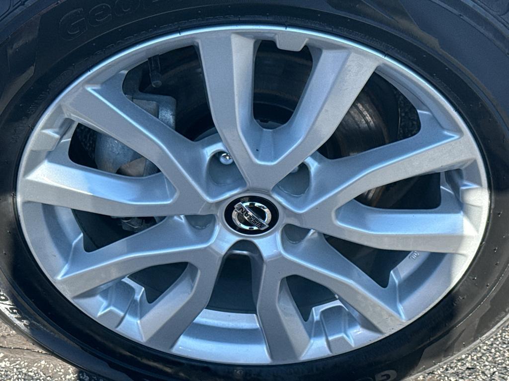 used 2022 Nissan Rogue Sport car, priced at $21,990