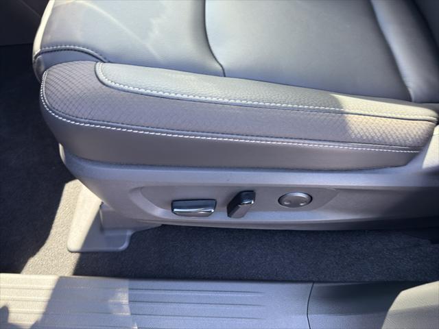 new 2025 Nissan Pathfinder car, priced at $46,443